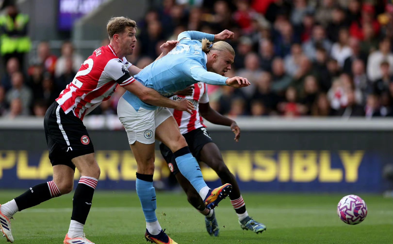 开云体育 -皇家社会迎英超关键赛；今夜遗憾出局；压力陡增；轮换策略成焦点的简单介绍