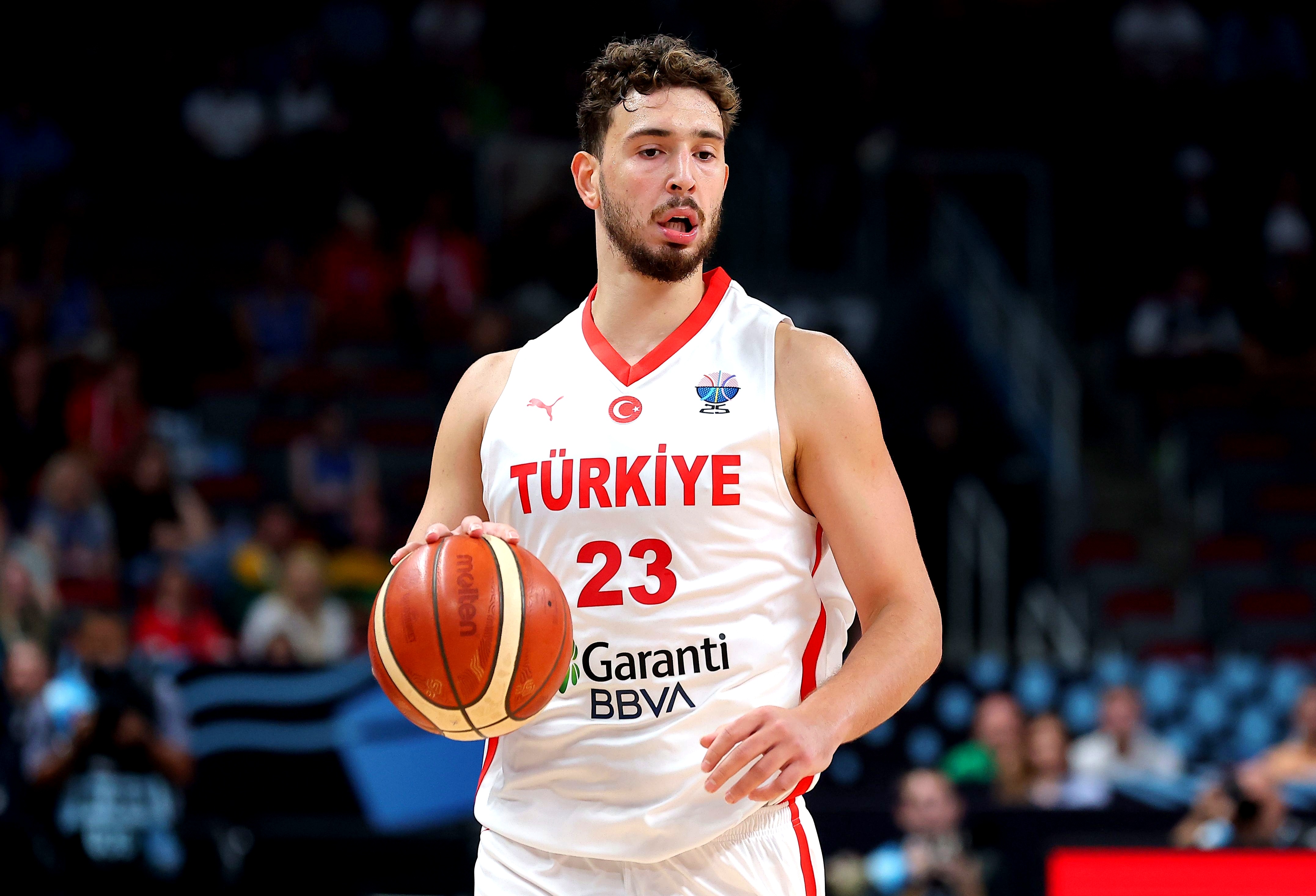 开云体育 -里程碑夜深圳男篮造点机会，意大利杯今晨刷纪录，更衣室稳定，球队文化再被提及的简单介绍